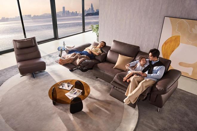 发“不可能三角”旗舰新品发布麻将胡了app顾家破电动沙(图2)